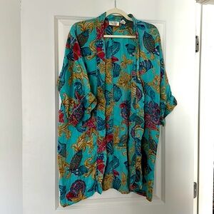 🐚 Vintage Victoria’s Secret 100% Silk Robe - Blue Seashell Print